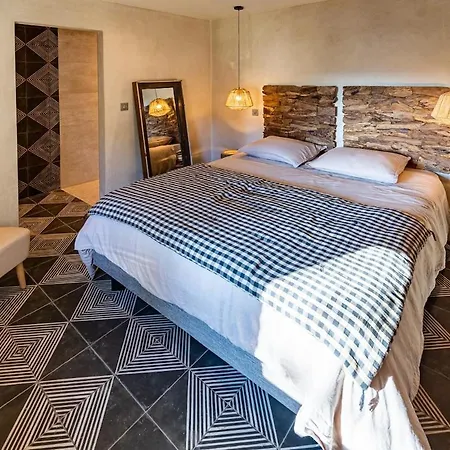 Hébergement de vacances Les Terrasses De Majorac - Le *